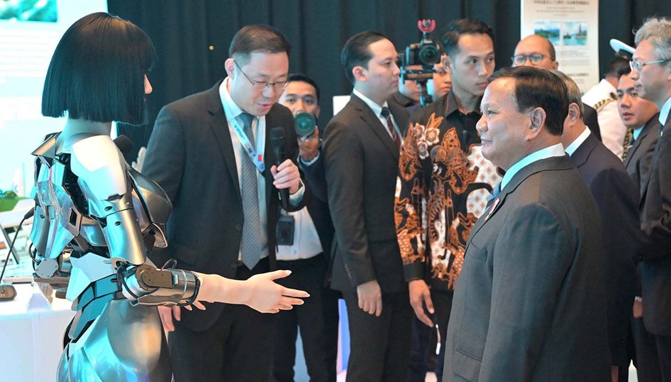 ASIX Showcases Xiao Qi Humanoid Robot at the Indonesia–China Business Reception 2025