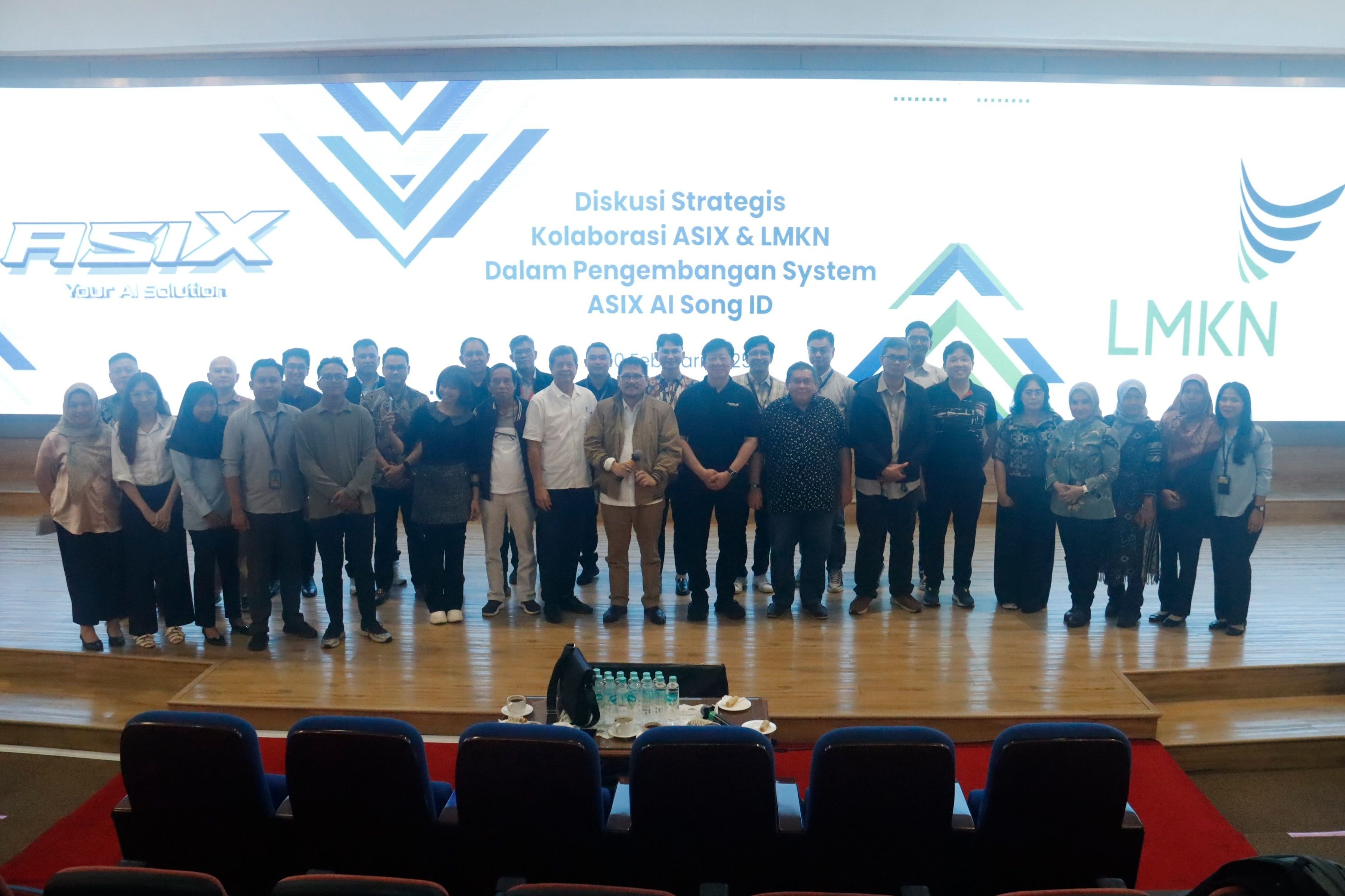 ASIX Holds Strategic Workshop on AI Song System Development